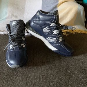 New men’s Fila shoes